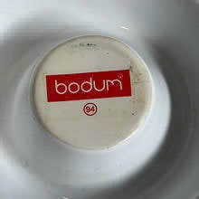 Juletrefot i hvitt  glass  fra BODUM