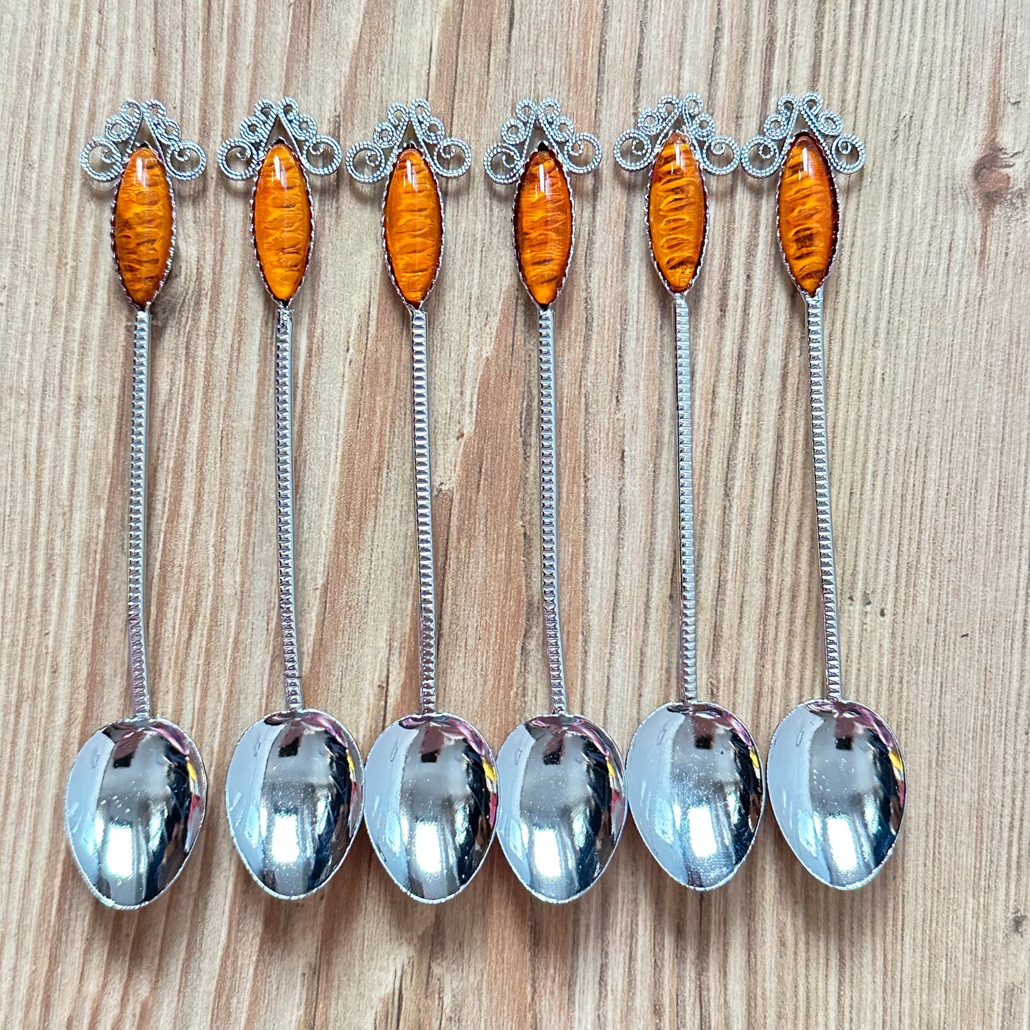 6 stk unike kaffeskjeer med rav i original eske - vintage