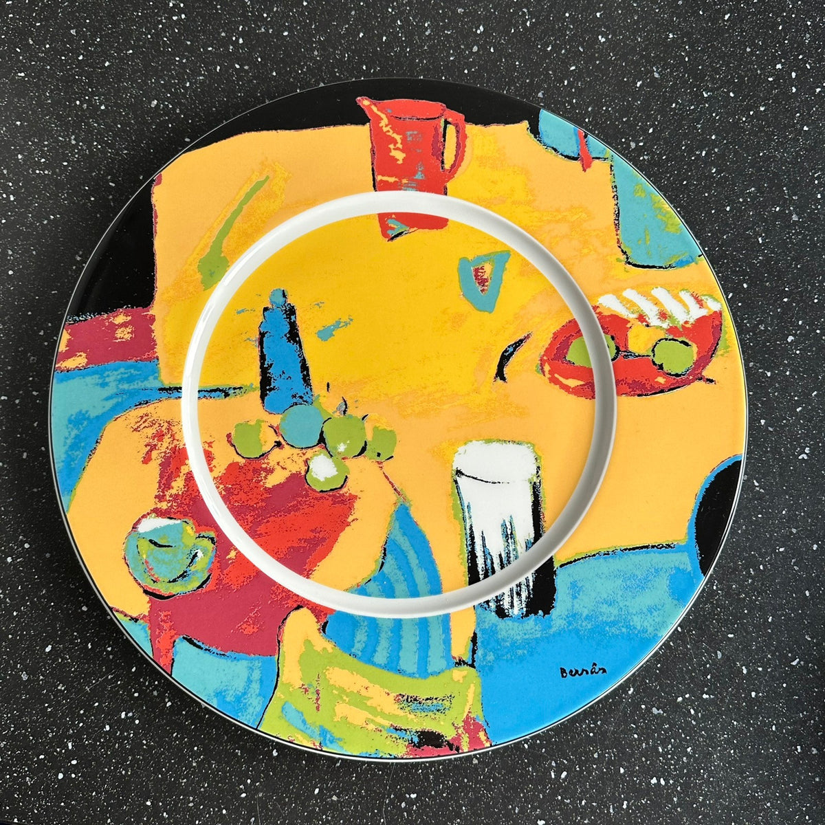 Flotte dekketallerkener signerte fra Figgjo, Norway (2004)