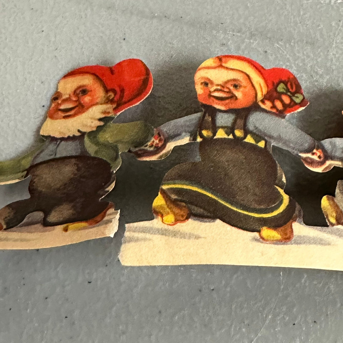 Gammel Papirremse med Nisse familie