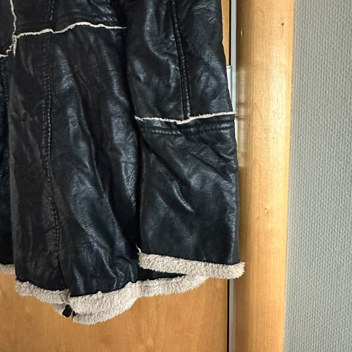 Vintage / Retro skinnjakke til dame (L)