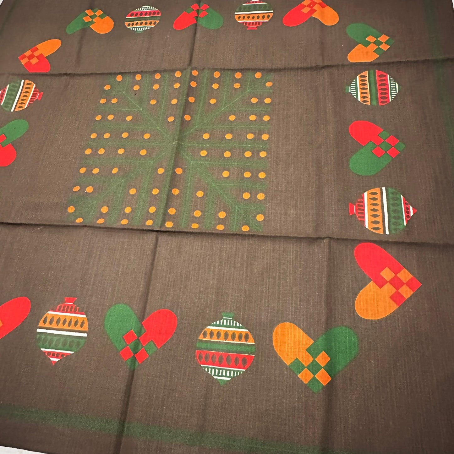 Vintage juleduk med flott retro julemotiv