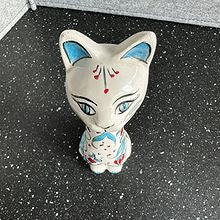 Vintage
Porselens Katt med blomster
