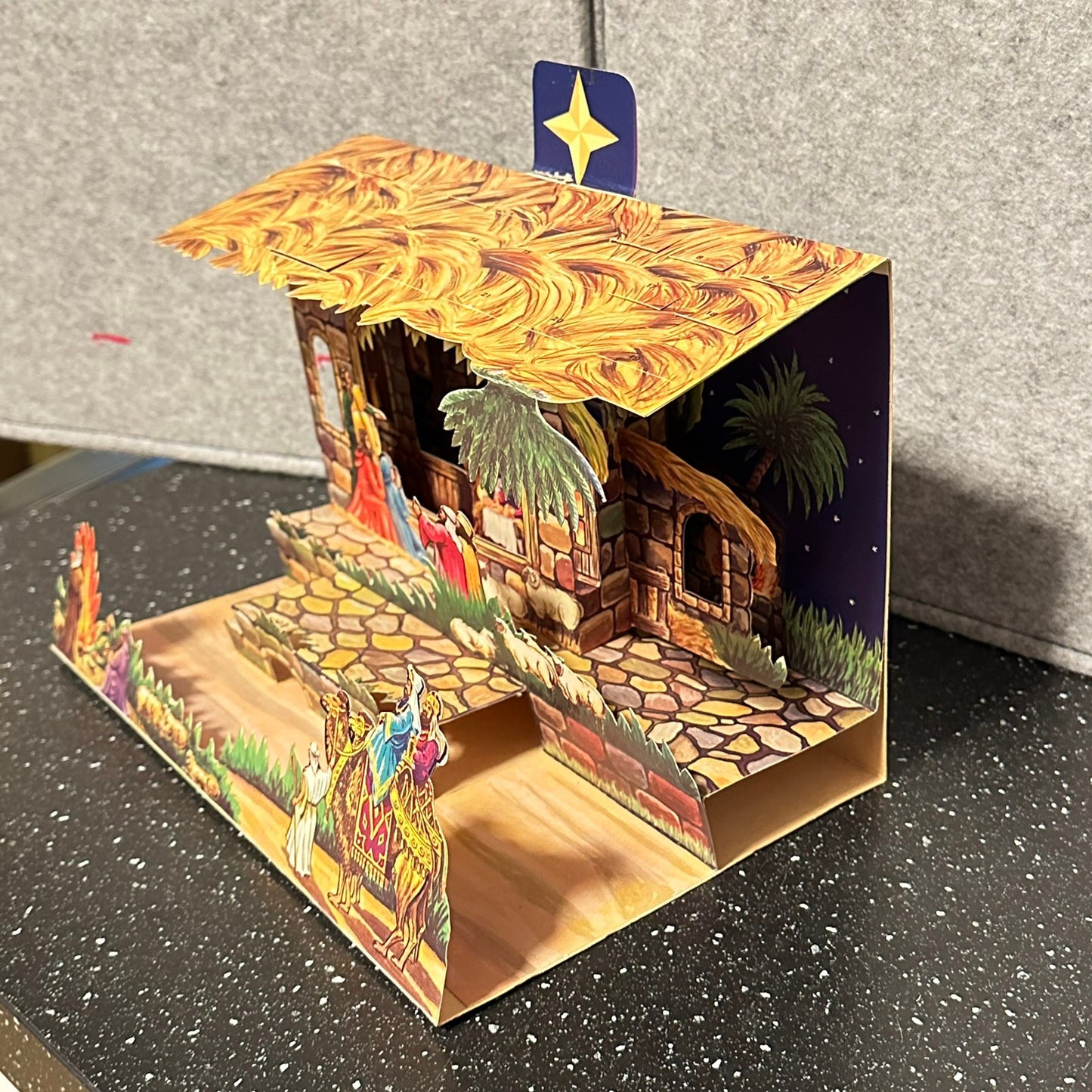 Gammel 3D julekalender fra BØRREHAUG & CO, OSLO