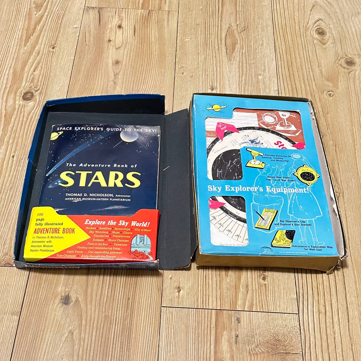 GOLDEN ADVENTURE KIT OF ASTRONOMY (1961)