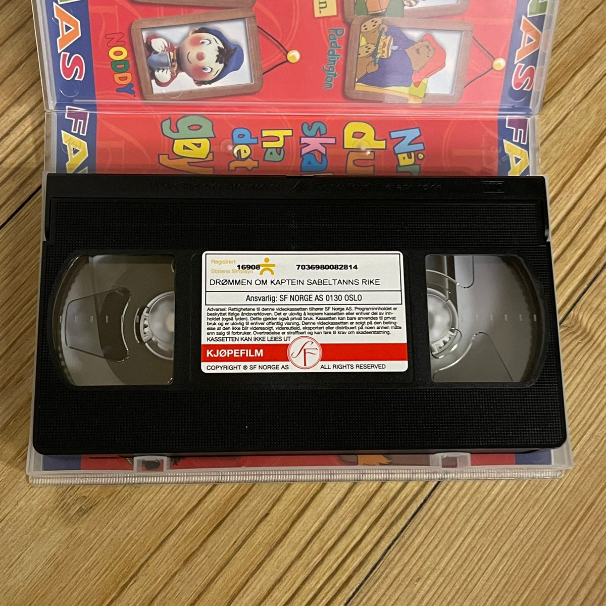 Drømmen om Kaptein Sabeltanns Rike (VHS)