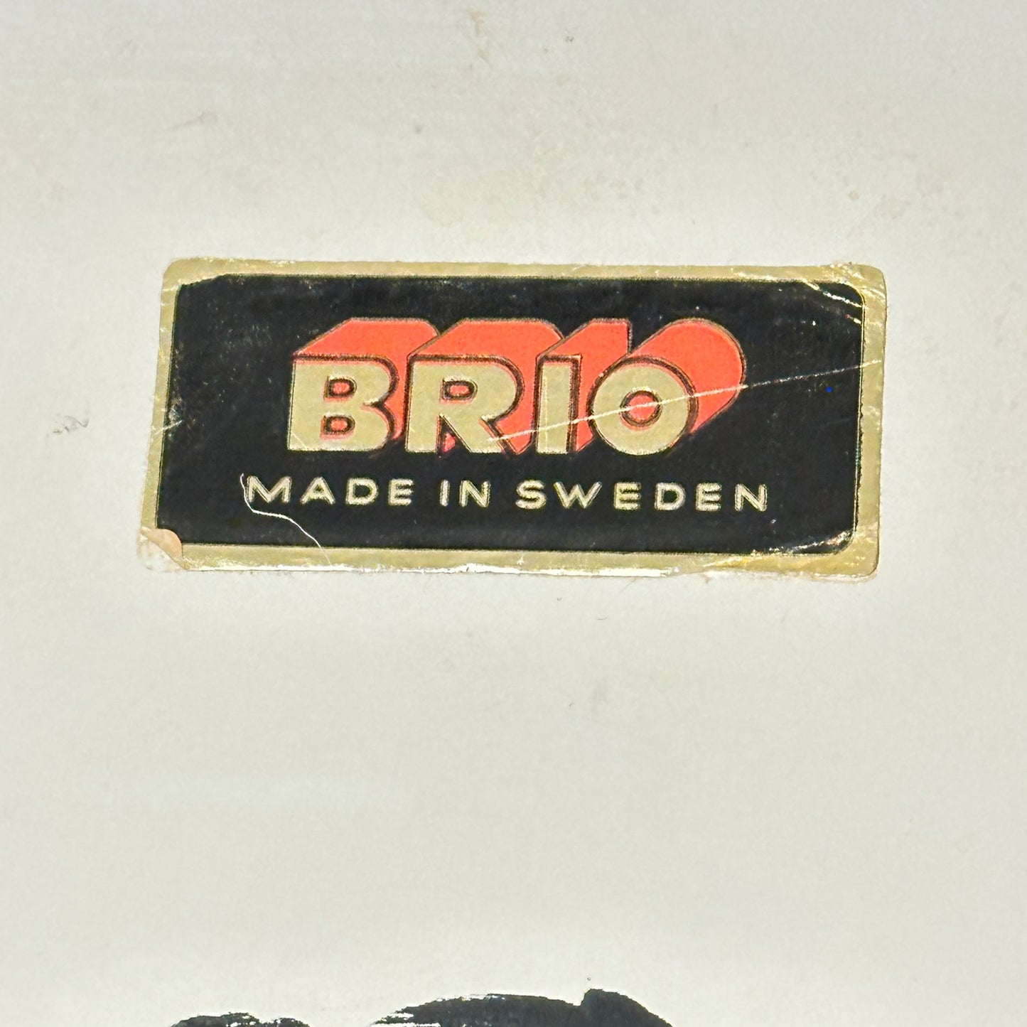 Gammelt klesskap / garderobe fra BRIO (passer til feks Barbie) fra 1960-talley