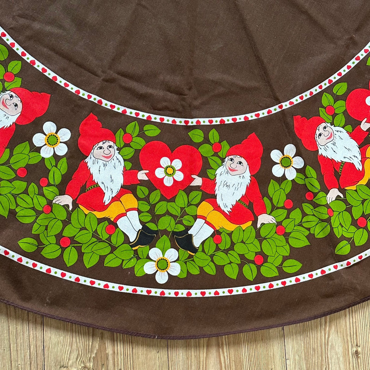 Vintage - Stor flott juleduk med retro julemotiv