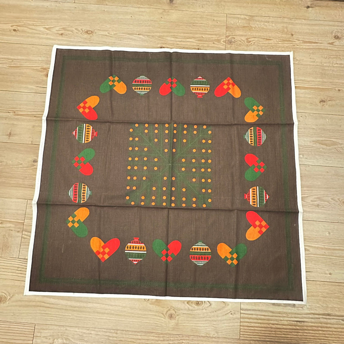 Vintage juleduk med flott retro julemotiv