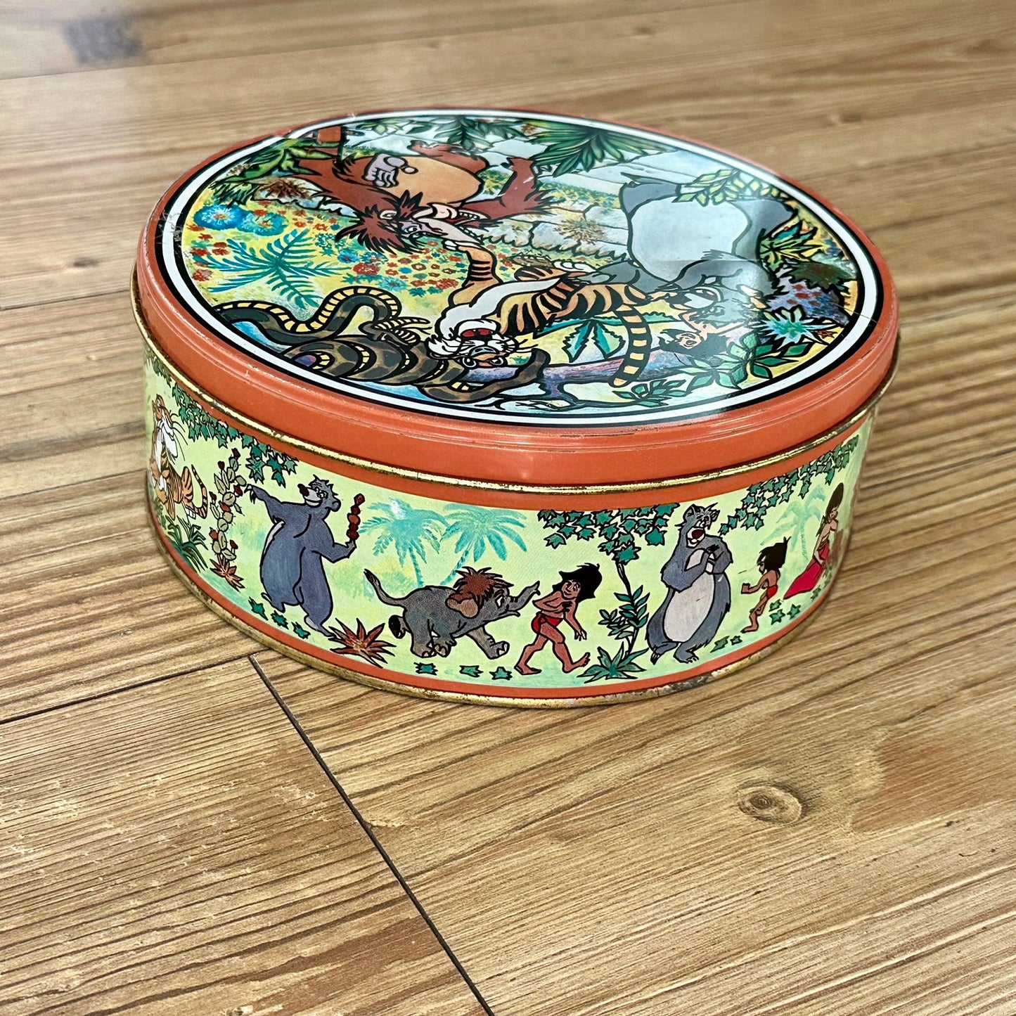 Disney’s Jungelboken Kakeboks i metall - vintage !