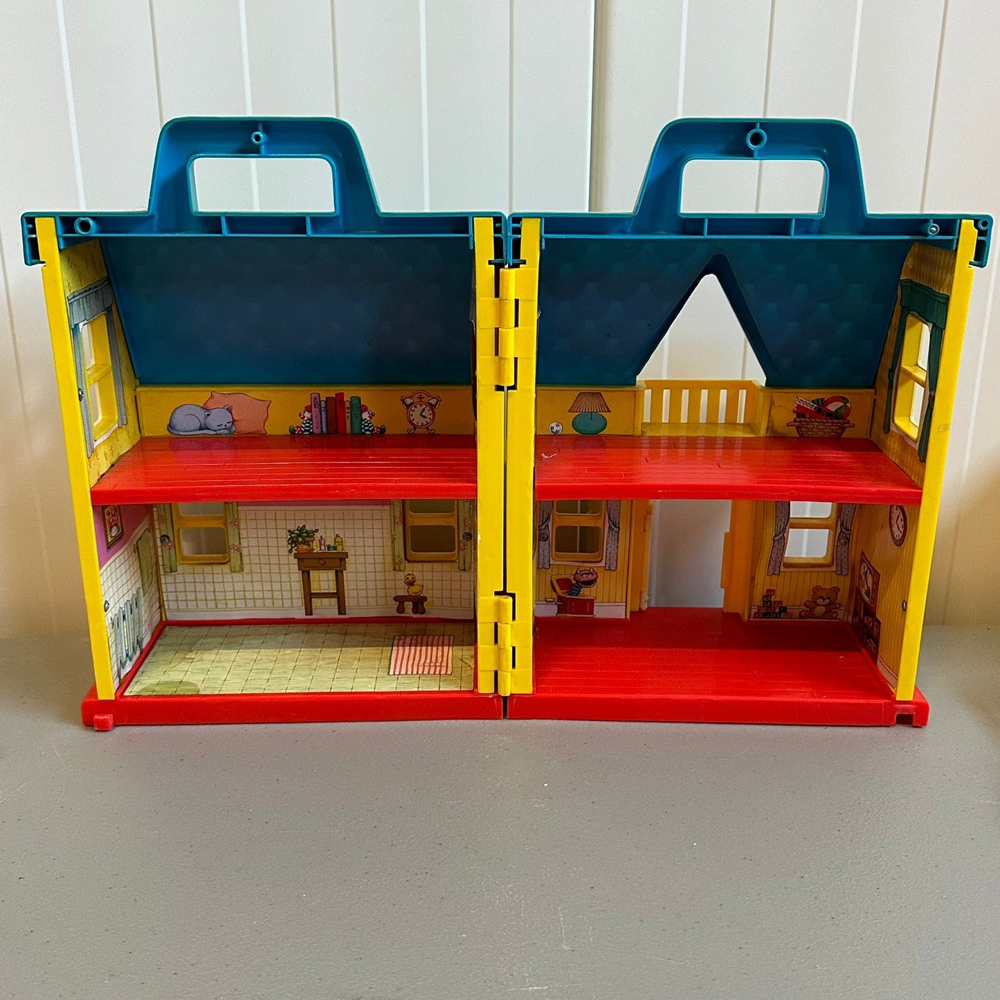 Sesam Stasjon hus med figurer og tilbehør