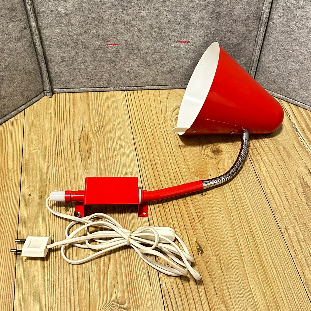 Flott retro lampe av Björn Sahlen