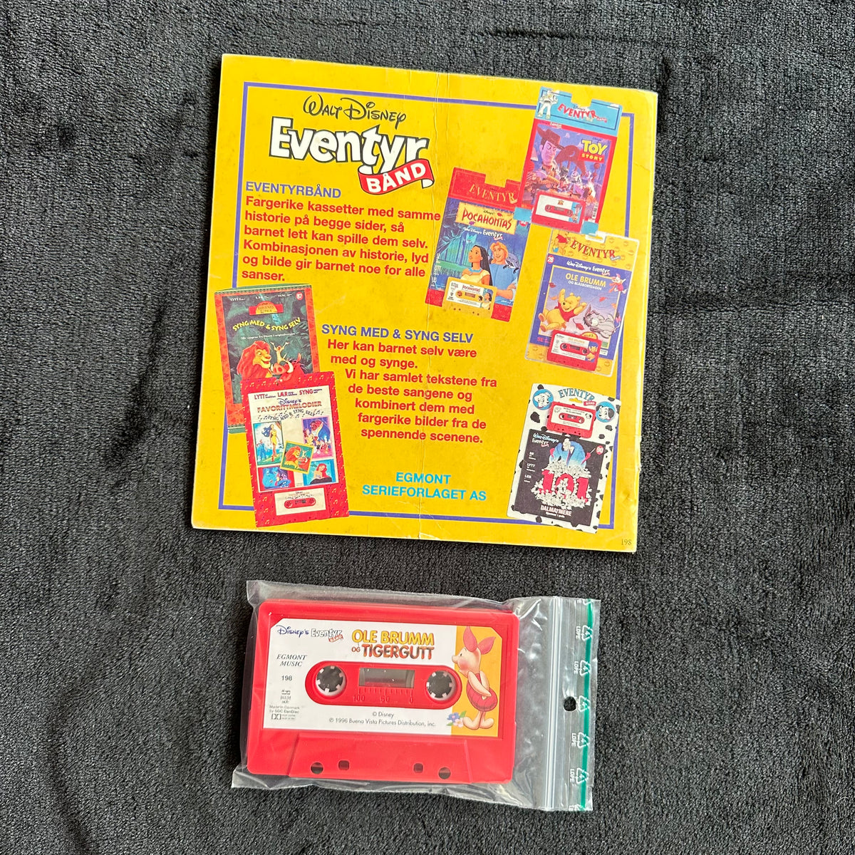 Disney Eventyrbånd - Ole Brumm og Tigergutt