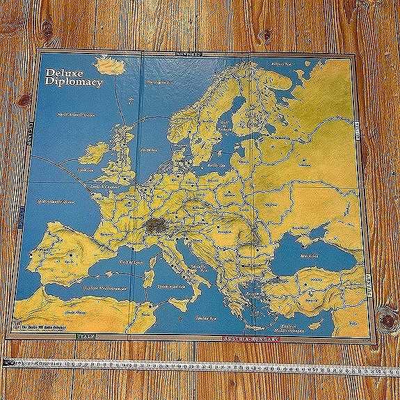 DIPLOMACY DeLuxe Edition fra Avalon Hill (1992)