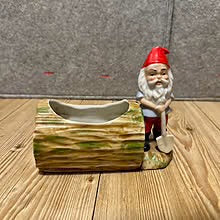 Gammel julepynt, Nisse med stubbe i porselen.