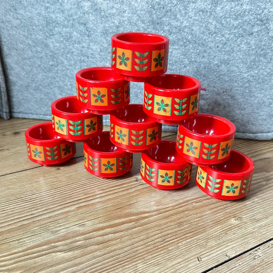 Vintage 10 stk eggeglass i hardplast med nostalgisk dekor