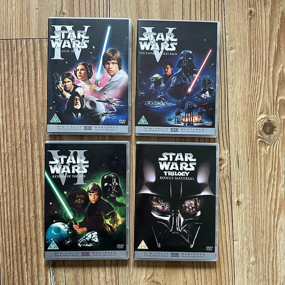 STAR WARS TRILOGY (DVD Norsk tekst)) Boks med filmene IV, V & VI + BONUS DVD