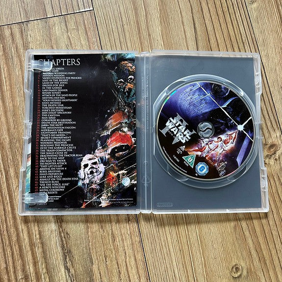 STAR WARS TRILOGY (DVD Norsk tekst)) Boks med filmene IV, V & VI + BONUS DVD