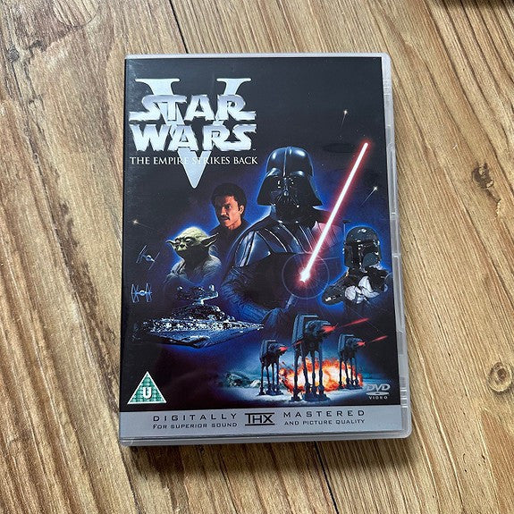 STAR WARS TRILOGY (DVD Norsk tekst)) Boks med filmene IV, V & VI + BONUS DVD